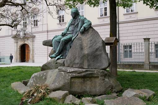 image009